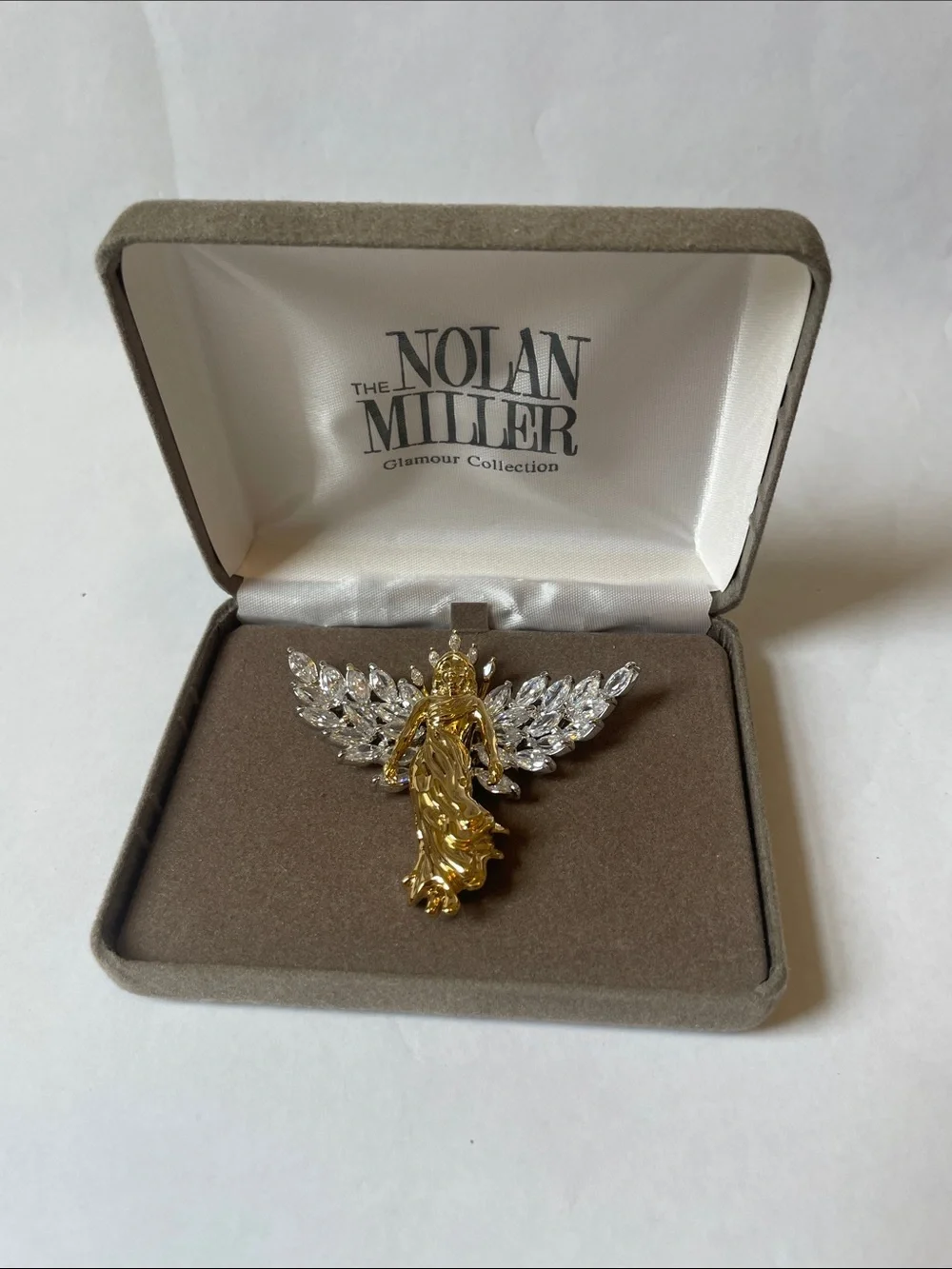 Nolan Miller Angel Brooch Glamour Collection My Inspirational Angel Crystal - Picture 3 of 9